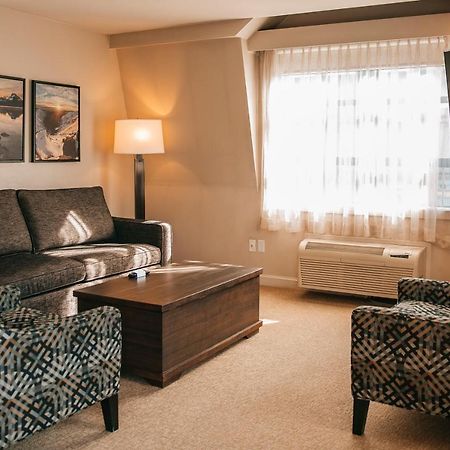 Sundial Hotel ويسلار المظهر الخارجي الصورة